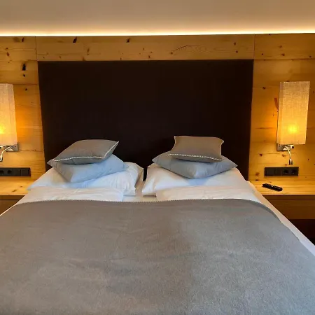 Апартаменты Lakeside Luxury By Interhome *