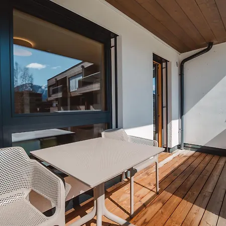 Lejlighed Lakeside Luxury By Interhome
