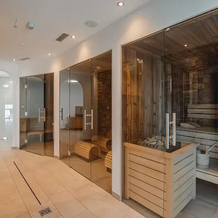 Apartment Lakeside Luxury By Interhome *